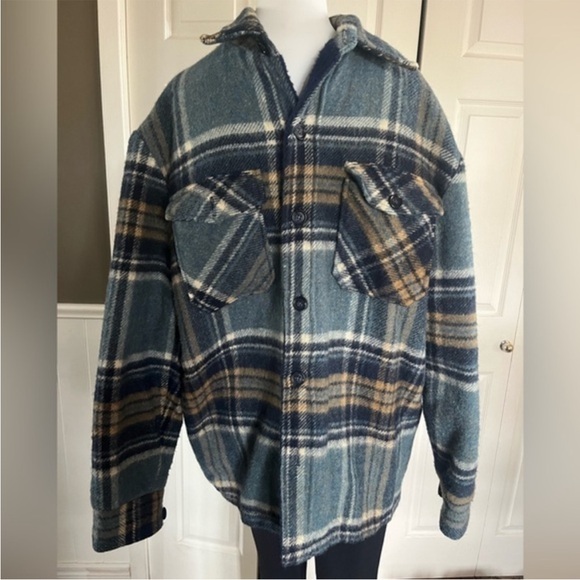 Woolrich Plaid Shacket - Picture 4 of 7